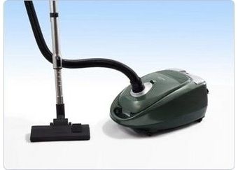 Montiss CVC5717M Bodenstaubsauger 2200 Watt