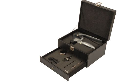 Wein-Geschenkset in luxuriöser Holzkiste