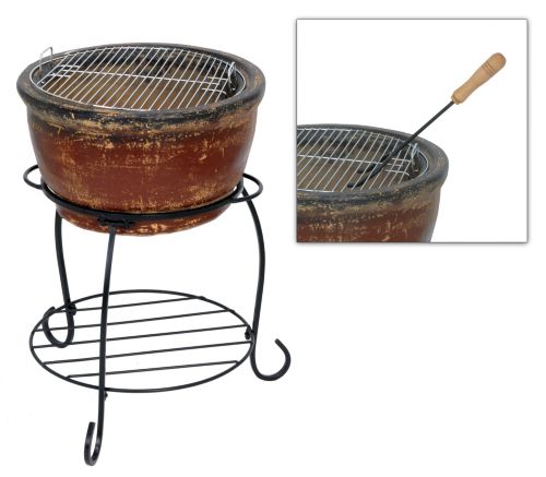 Grill auf Metallst&auml;nder mit Edelstahlgrillrost