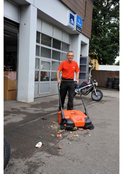 Haaga 677 Kehrmaschine