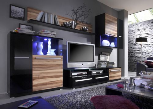 Wohnwand Marin 951 mit TV-Glasboden und Beleuchtung