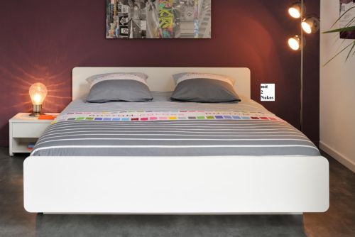 Bett Cool 4 inkl. 2 Nachtkommoden, 160 x 200 cm