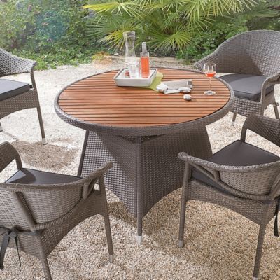 Gartentisch Â