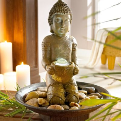 Brunnen Buddha, braun