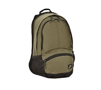 Nike C.O.R.E Hayward 27L Rucksack mit Notebookfach 50 cm