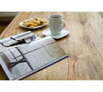 Couchtisch aus Massivholz, rechteckig